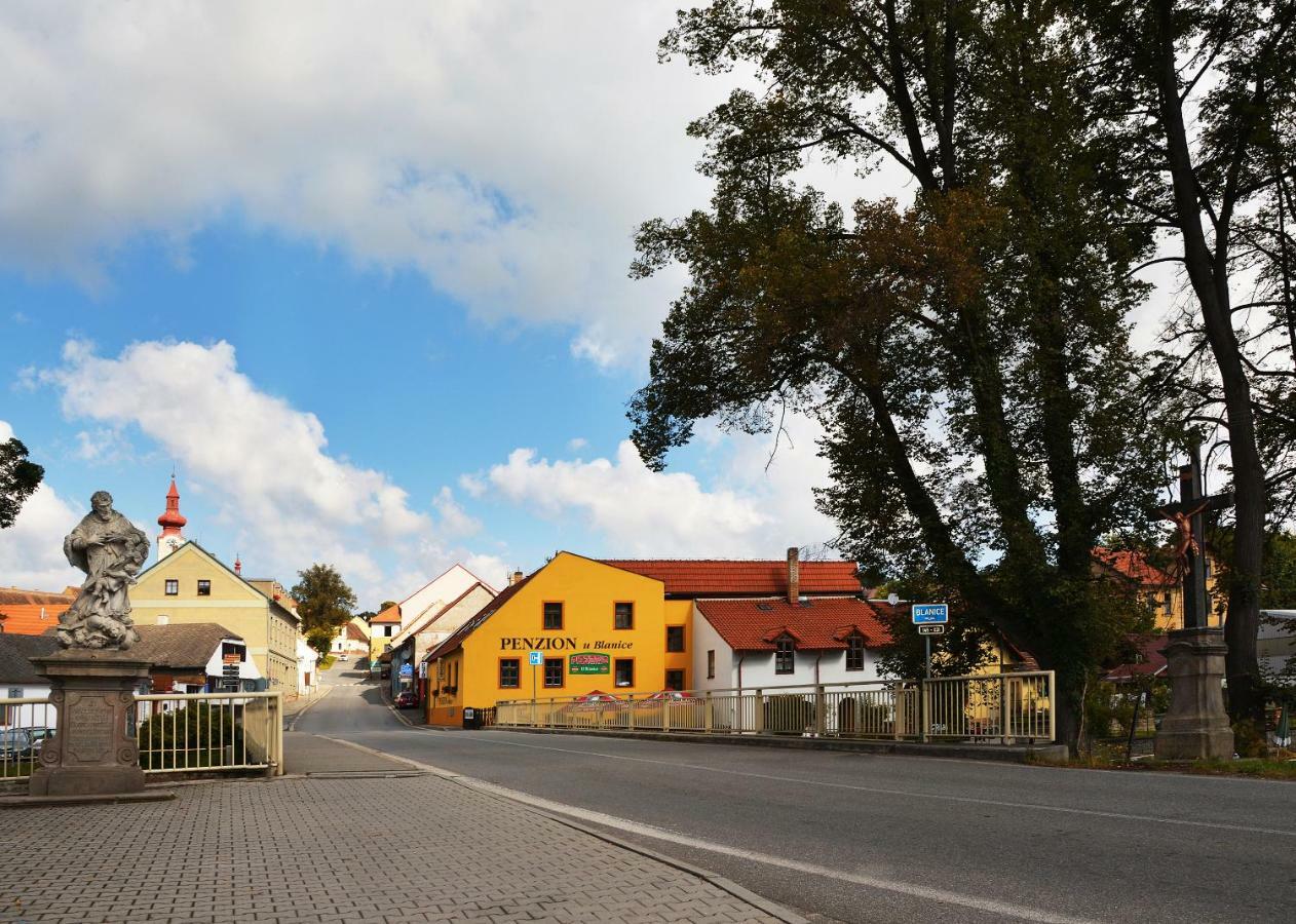 Penzion U Blanice Husinetz Eksteriør billede
